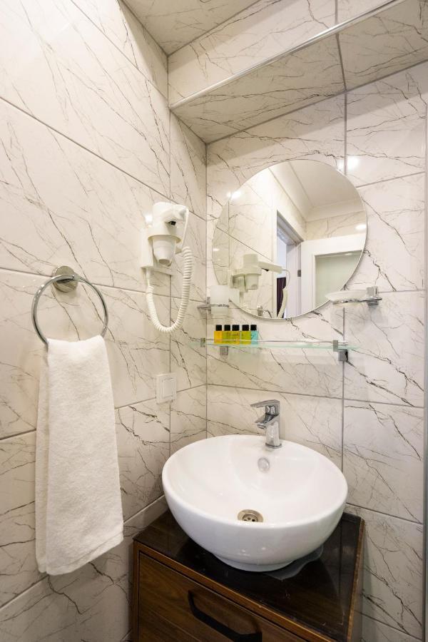 Castillo Rojo Hotel Истанбул Екстериор снимка
